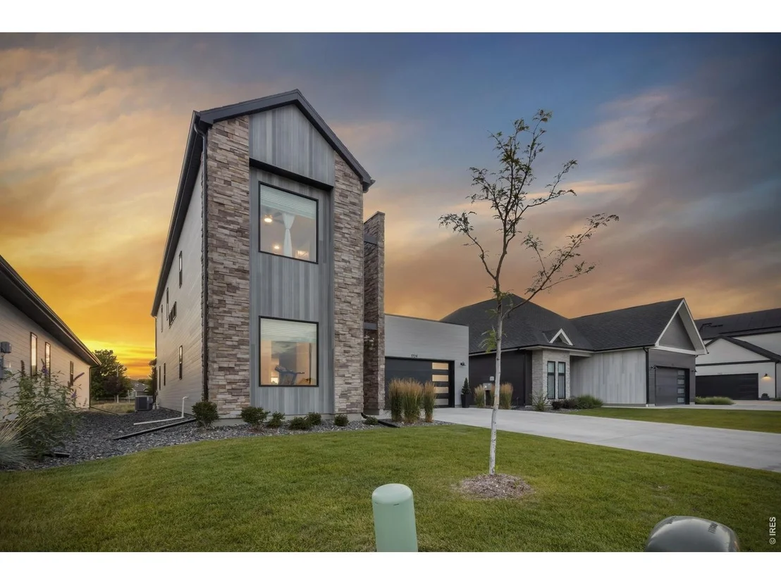 Photo of 1724 Barefoot Dr
