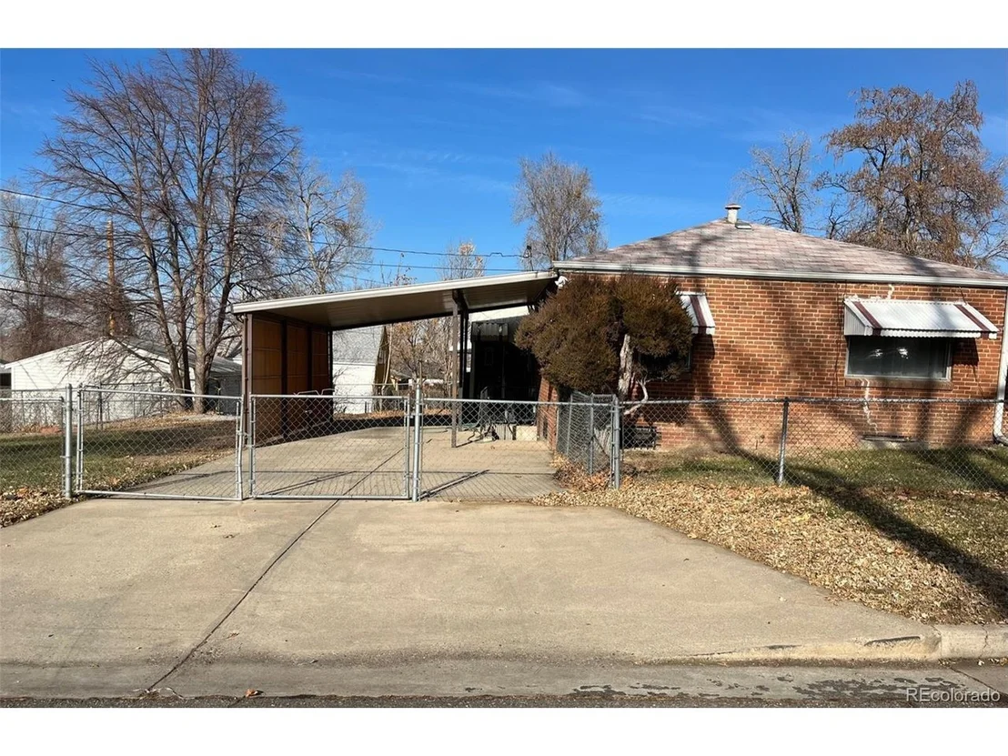 Photo of 3601 N Steele St