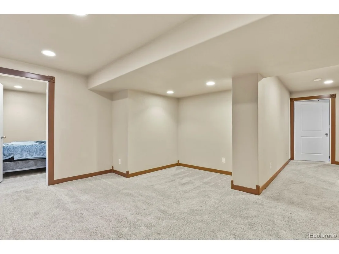 Photo of 331 Mt Elbert St