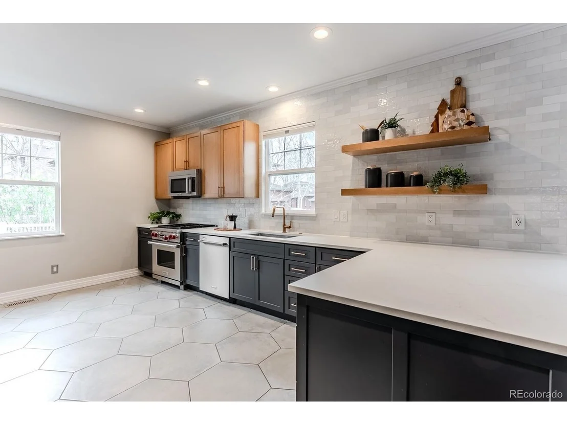 Photo of 4271 W 117th Way
