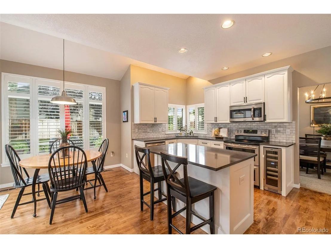 Photo of 15995 Sequoia Dr