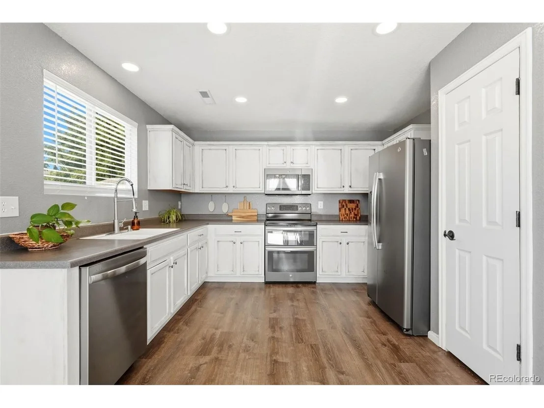 Photo of 759 Willow Dr