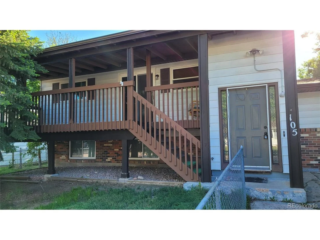 Photo of 105 Cherry Cir