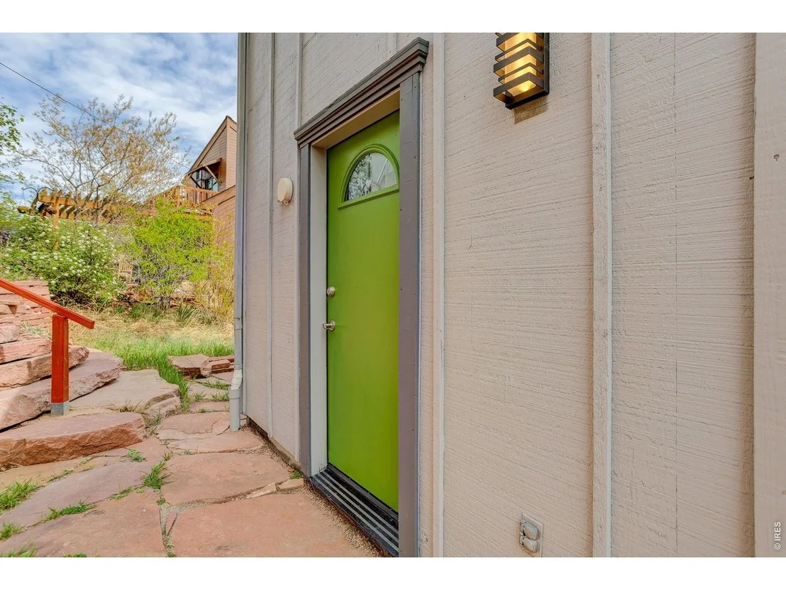 Photo of 215 Ewald Ave