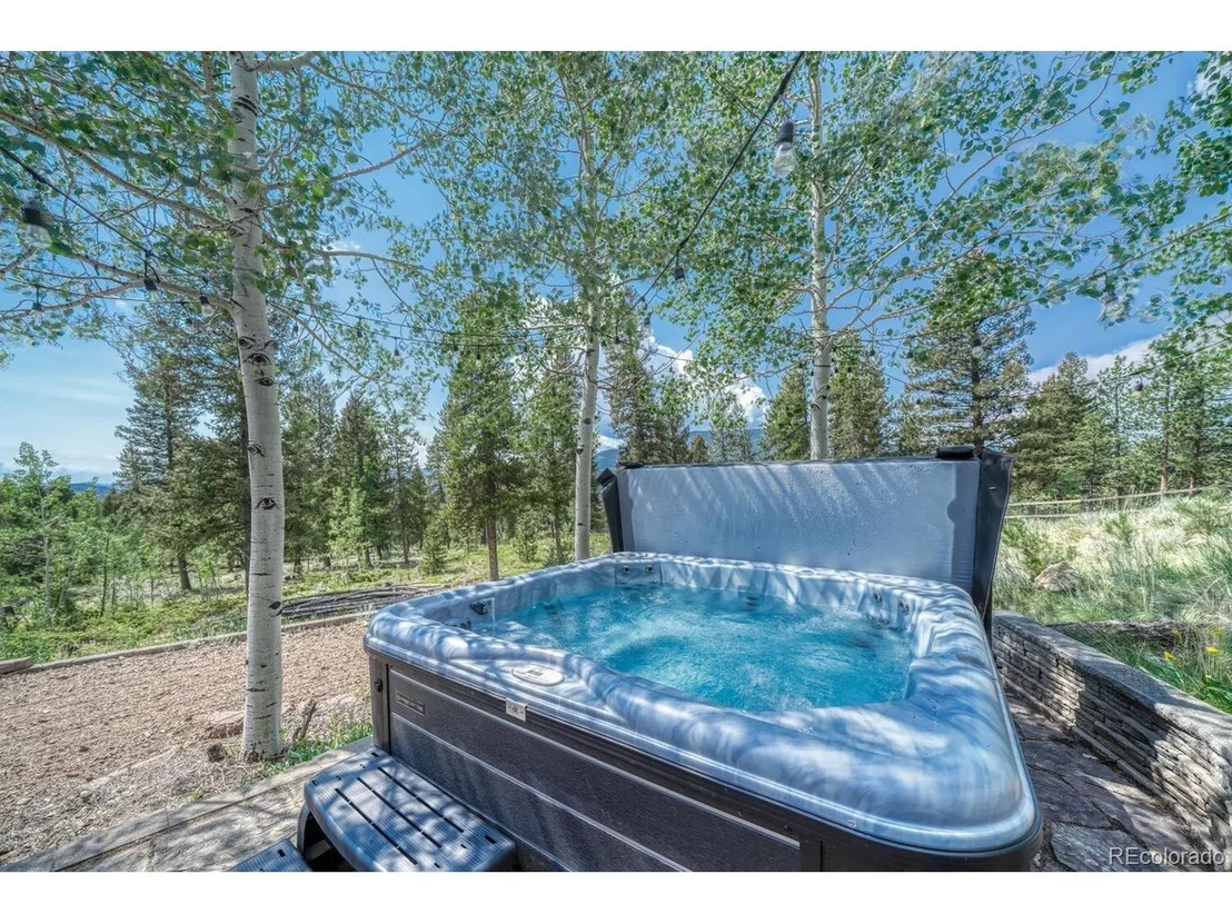Photo of 50 Ridge Ln