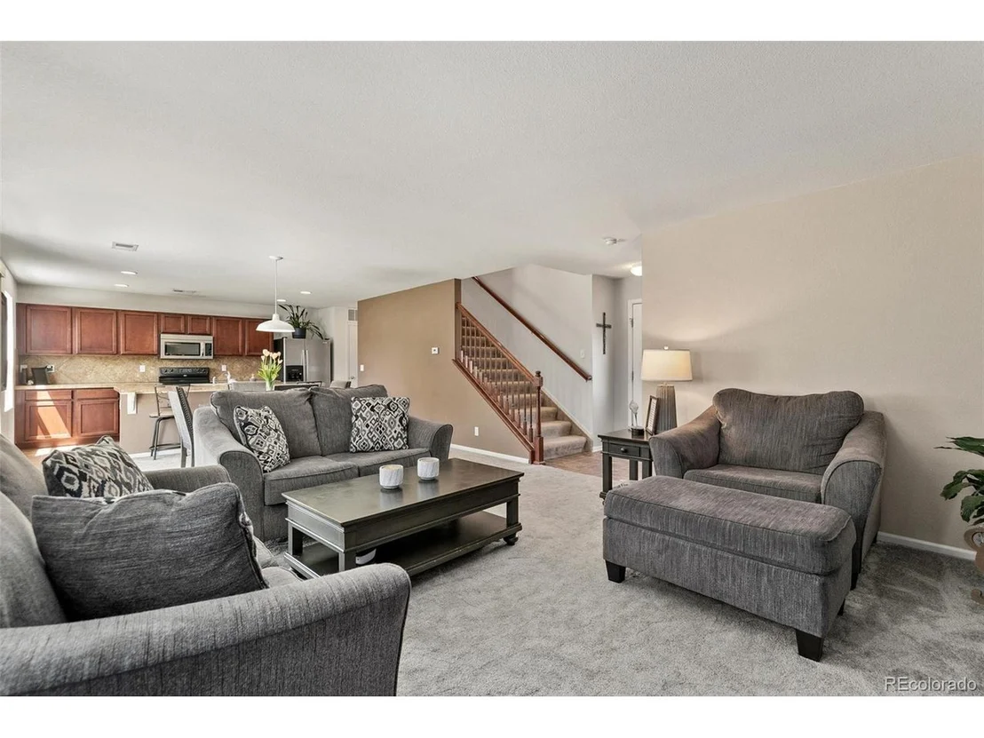 Photo of 875 Lonewolf Cir