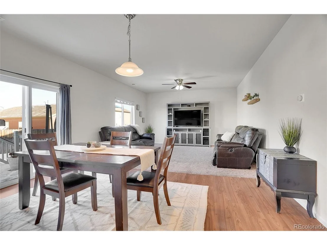Photo of 567 Solano Dr