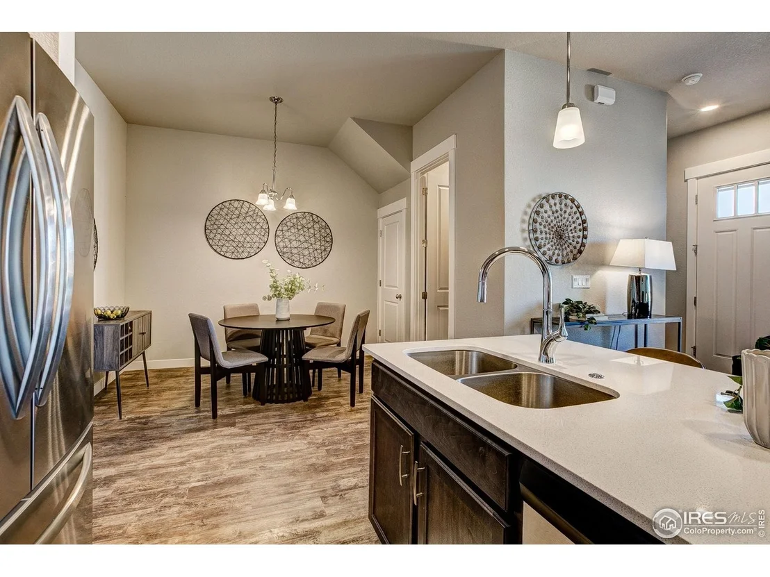 Photo of 6780 Maple Leaf Dr
