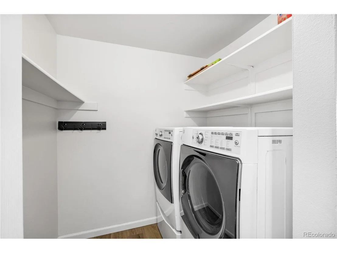 Photo of Unit 306 at 211 Wright St