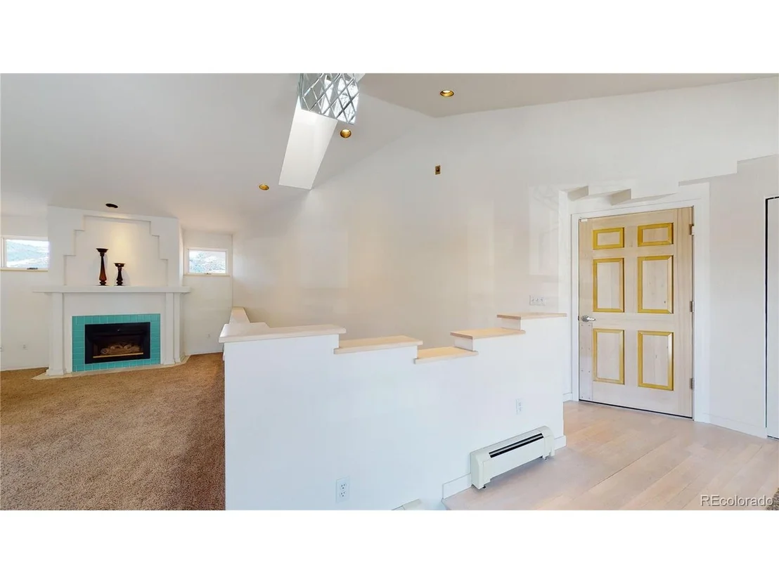 Photo of 625 Partridge Cir