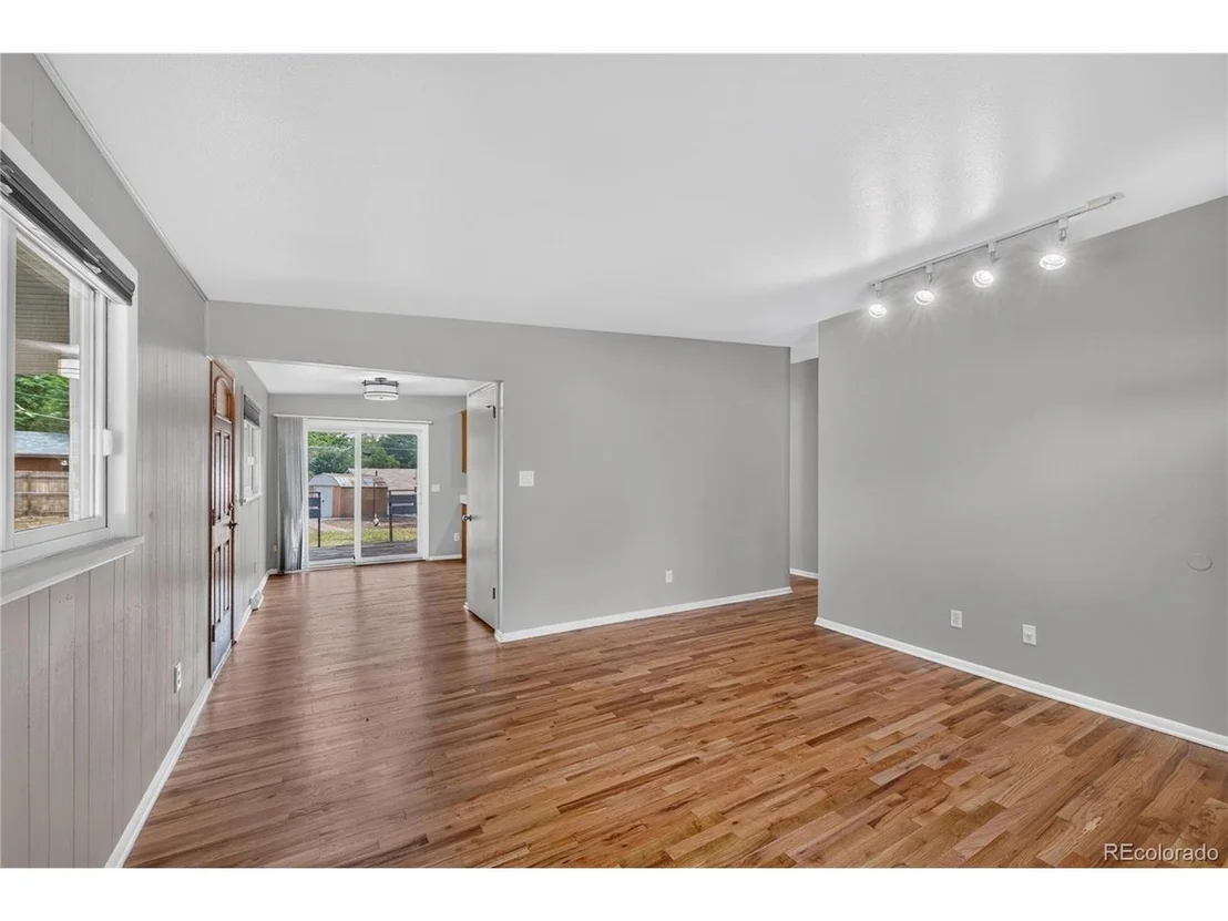Photo of 4126 E Easter Ave