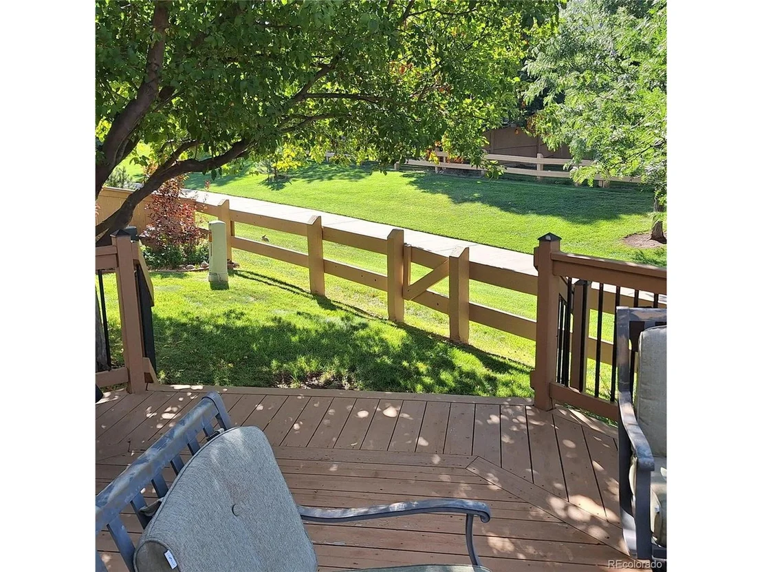 Photo of 10724 Riverbrook Cir