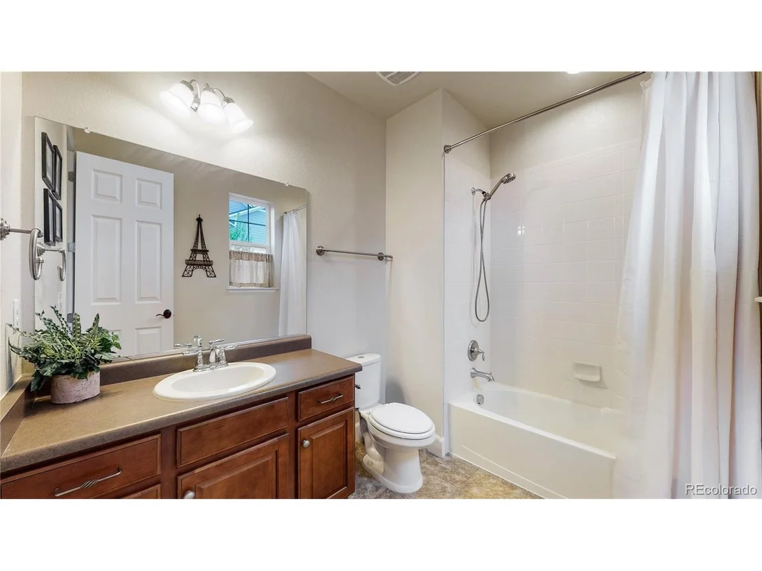 Photo of 23570 E Swallow Cir
