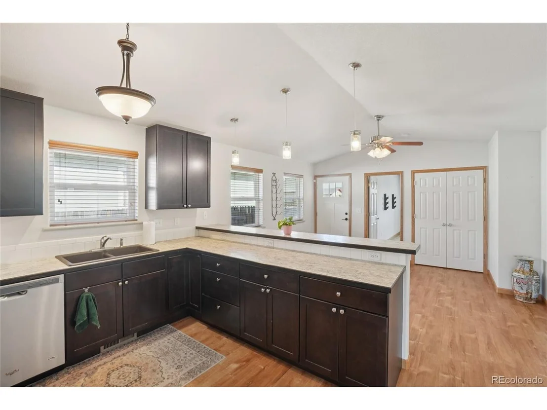 Photo of 112 7th St