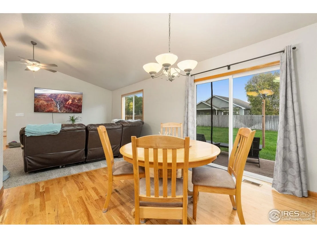 Photo of 305 Amber Dr