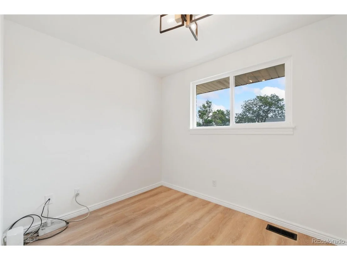 Photo of 8369 Cherokee St