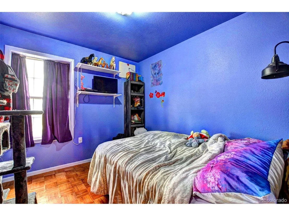 Photo of 350 Antero Dr