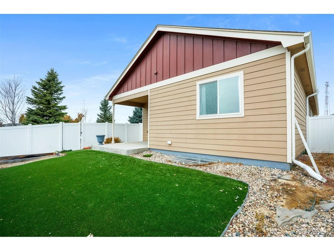 Photo of 3512 Willow Dr