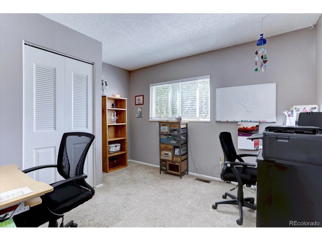 Photo of 6947 Landmark Dr