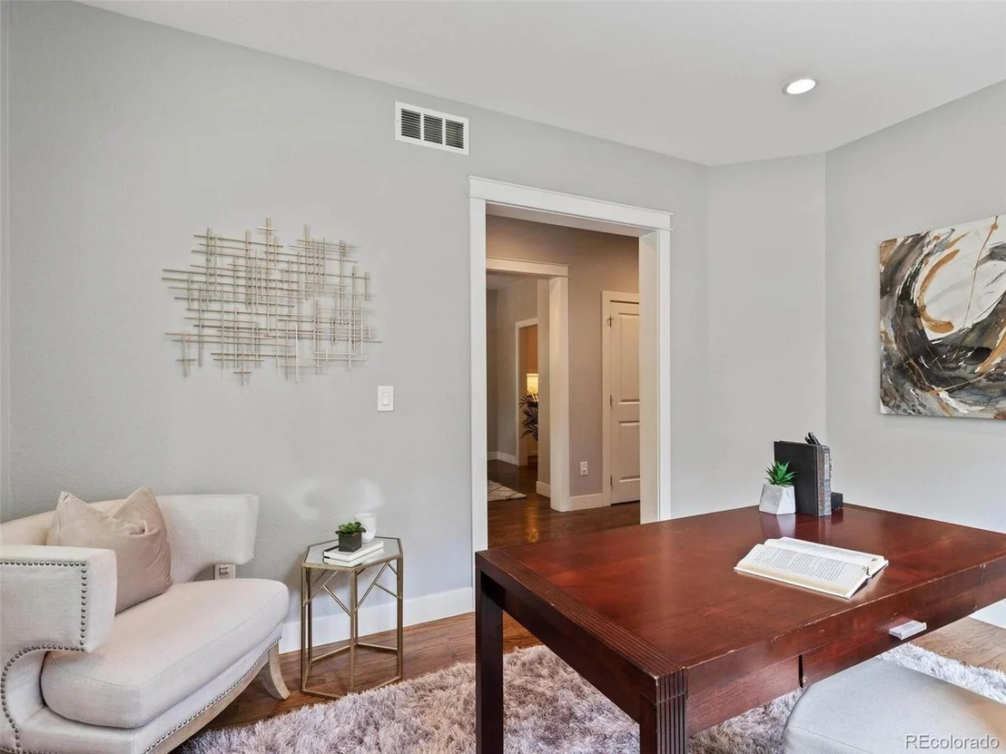 Photo of 3944 Lowell Blvd