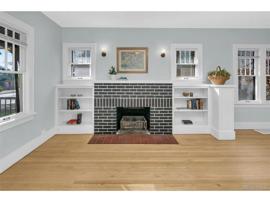 Photo of 2029 8th Ave