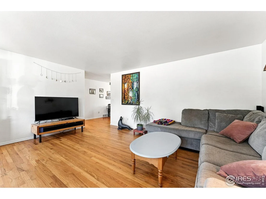 Photo of 175 Iroquois Dr