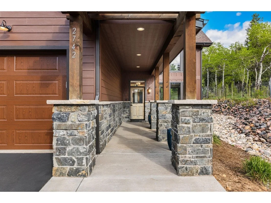 Photo of 2742 Ypsilon Cir