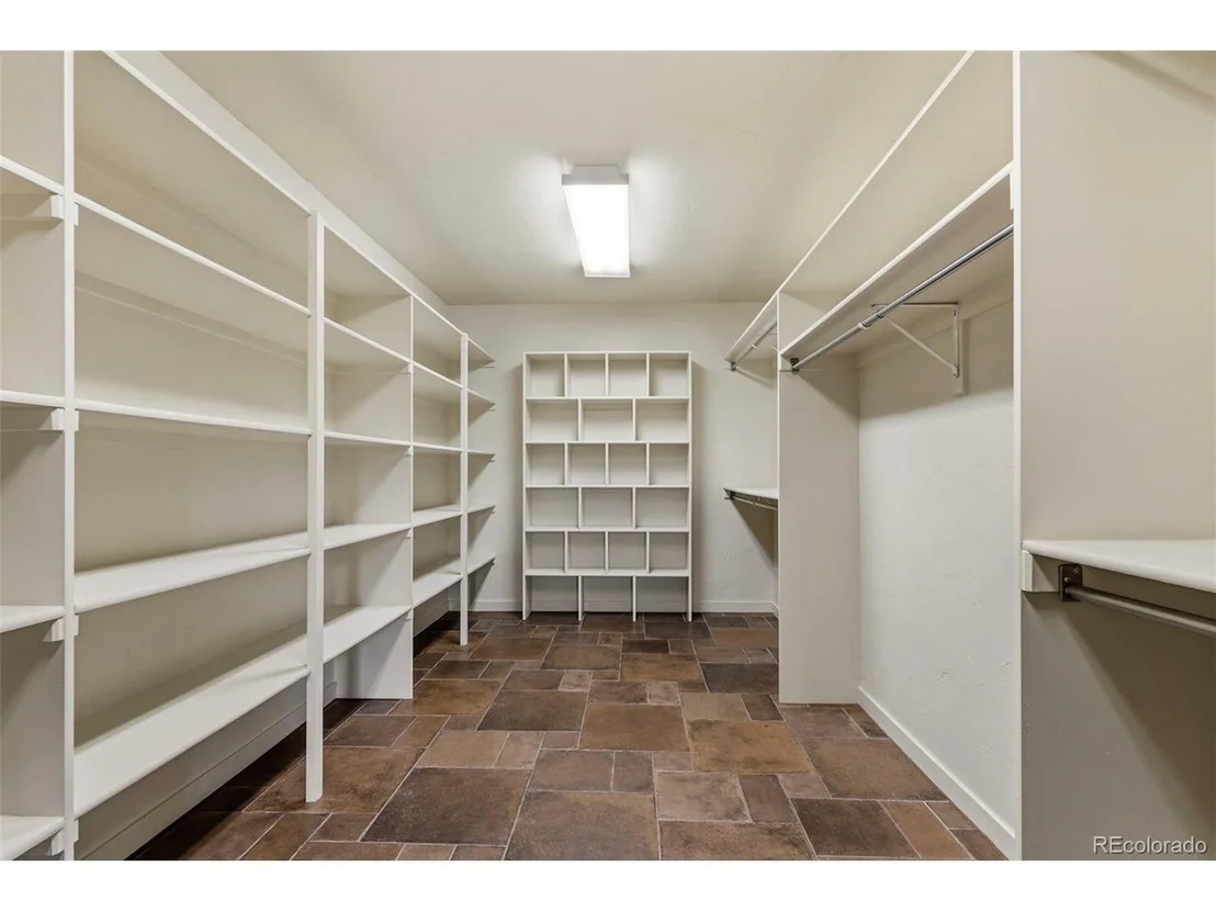 Photo of 28098 Green Valley Ln
