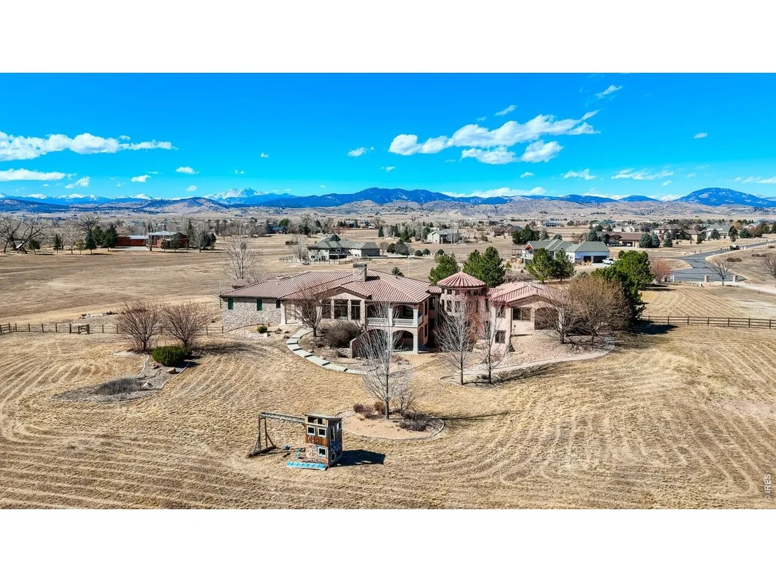 Photo of 2102 Shoreside Dr