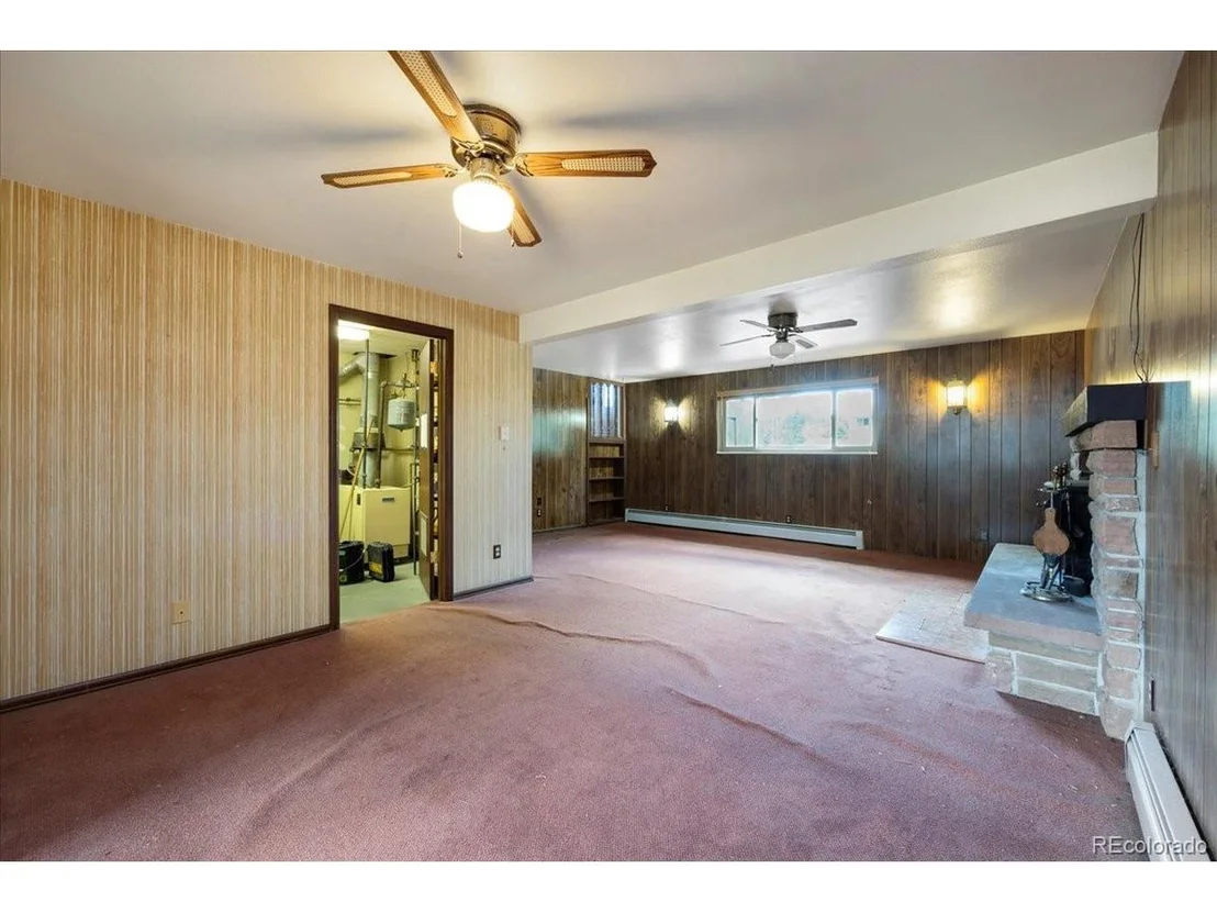 Photo of 3933 Viewpoint Way