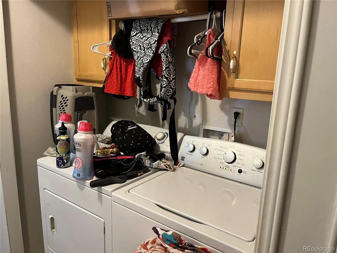 Photo of 916 Maple Dr