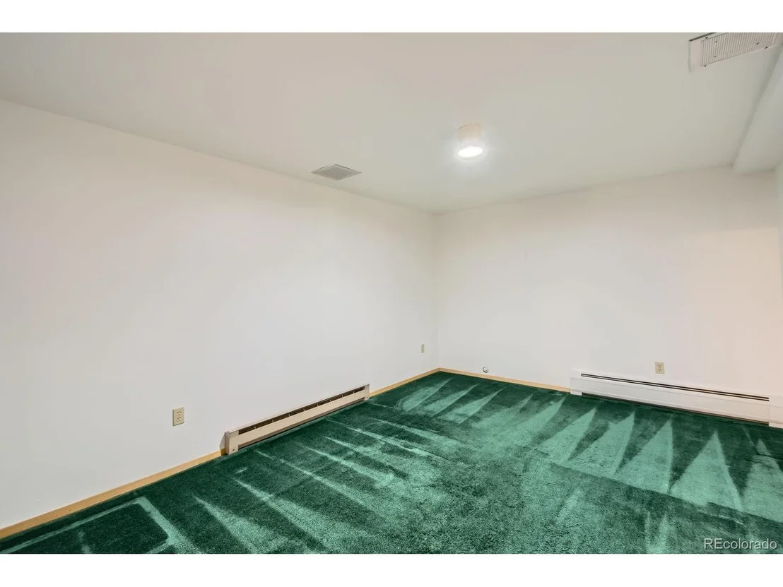 Photo of 134 Hideaway Ct