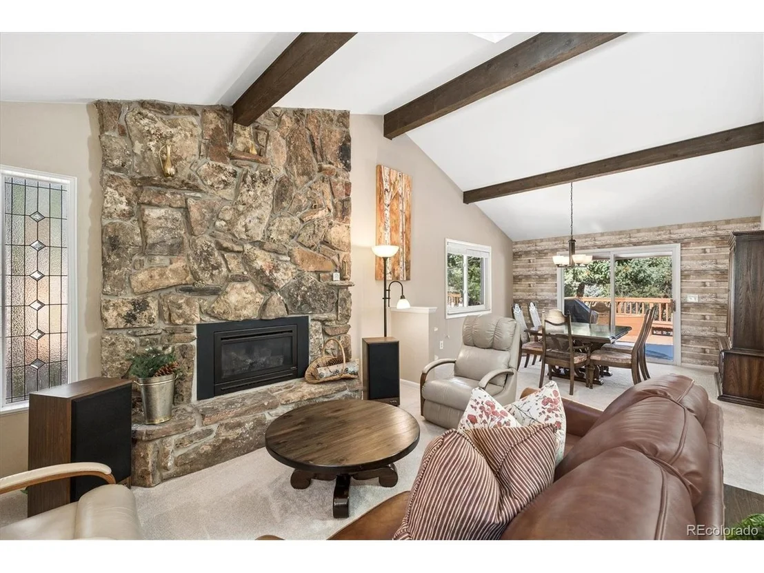 Photo of 30163 Canterbury Cir