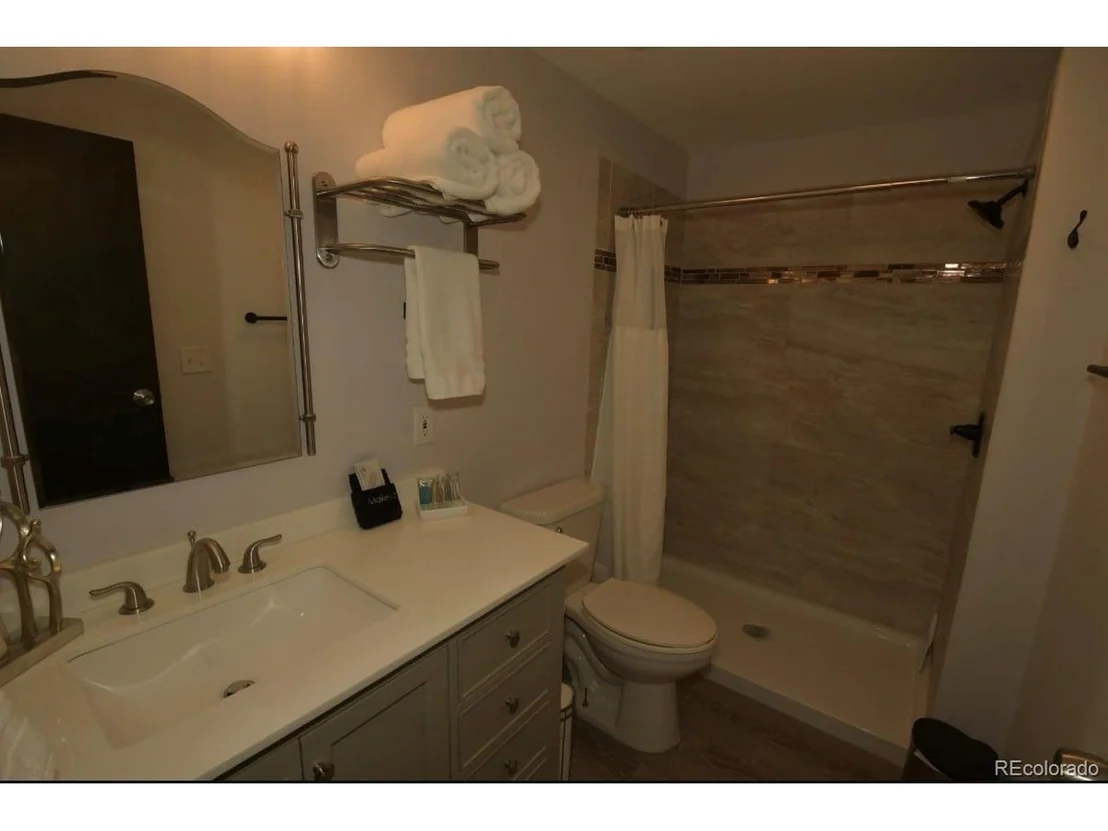 Photo of 27378 Red Cloud Ave