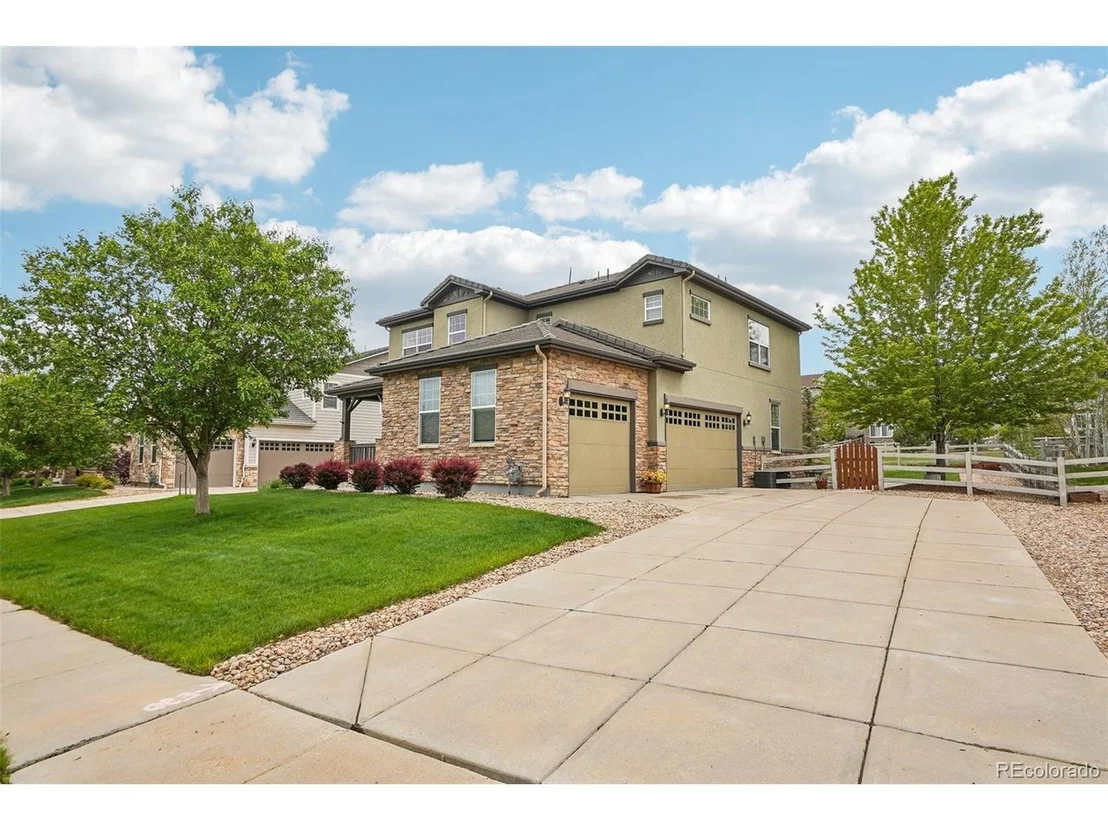 Photo of 2605 Gray Wolf Loop