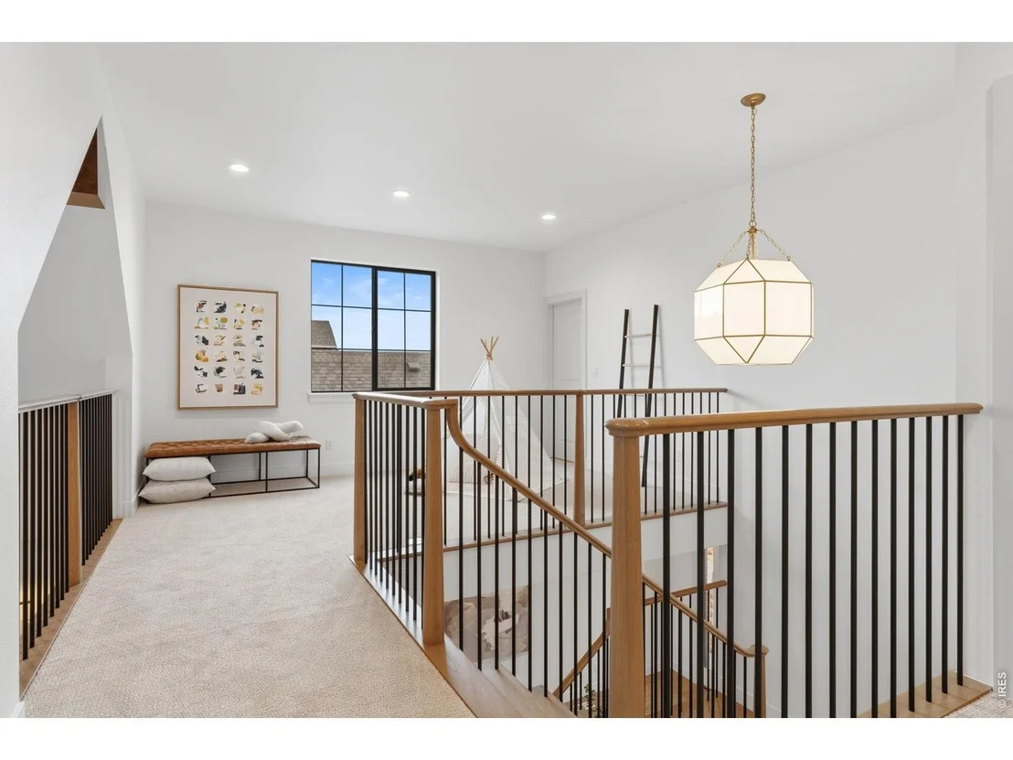 Photo of 37 Boxwood Dr