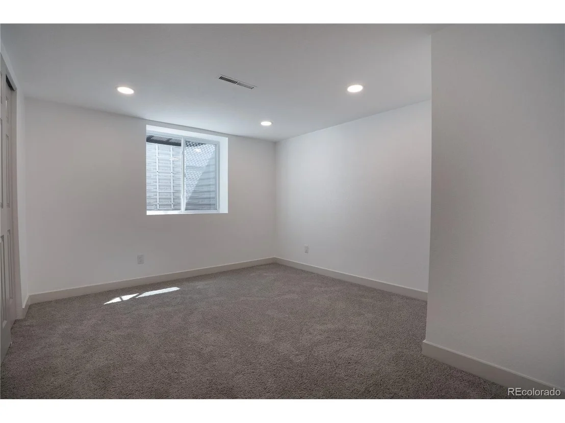 Photo of 451 Lansing St