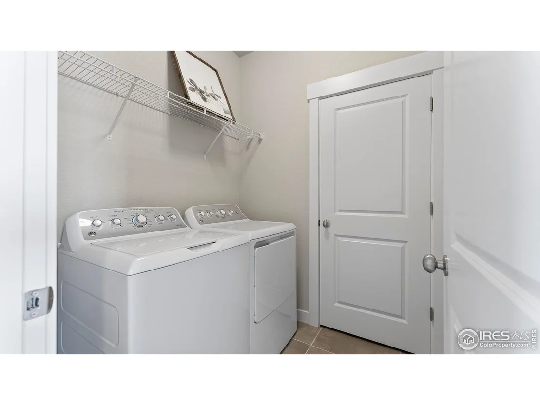 Photo of 6780 Maple Leaf Dr