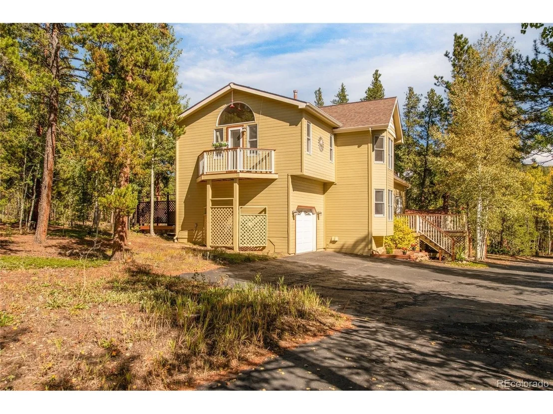 Photo of 211 Cedar Way