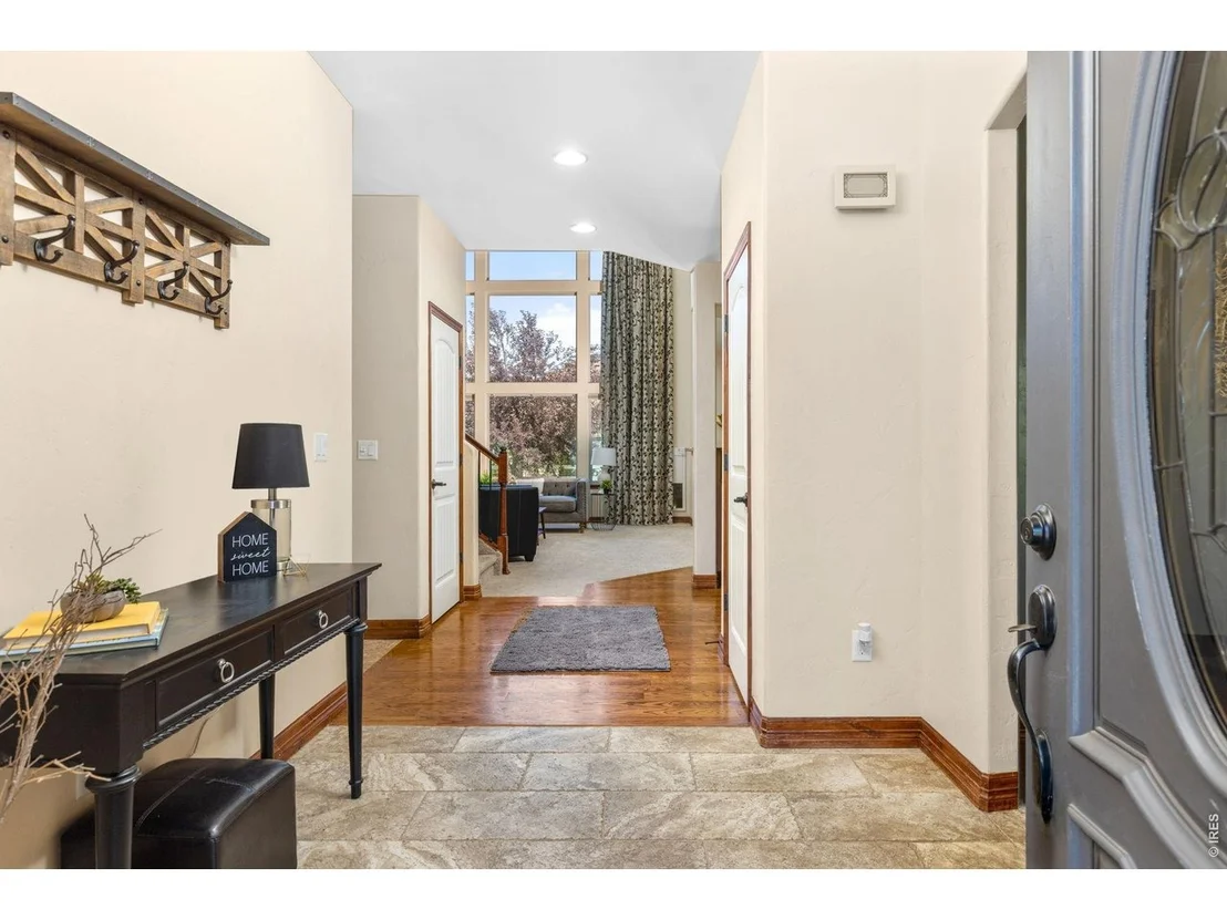 Photo of 7990 Saint St