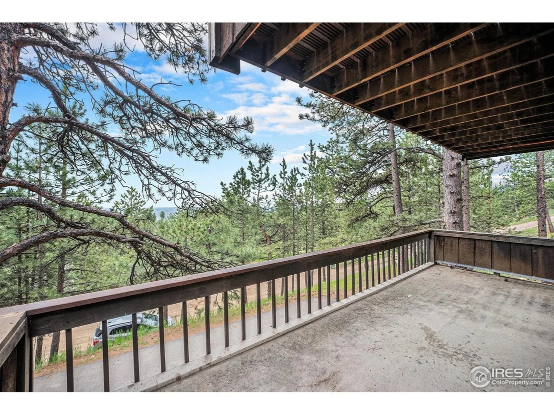 Photo of 335 Wild Horse Cir