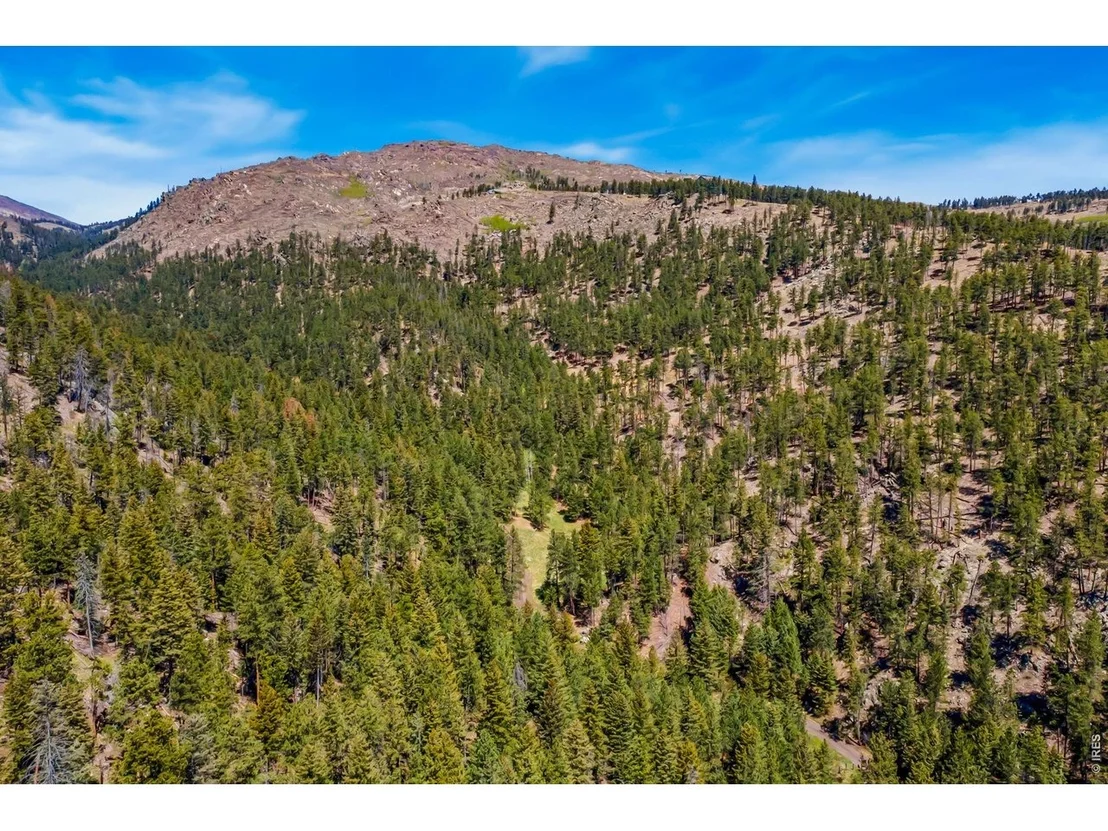Photo of 1899 Spring Valley Rd