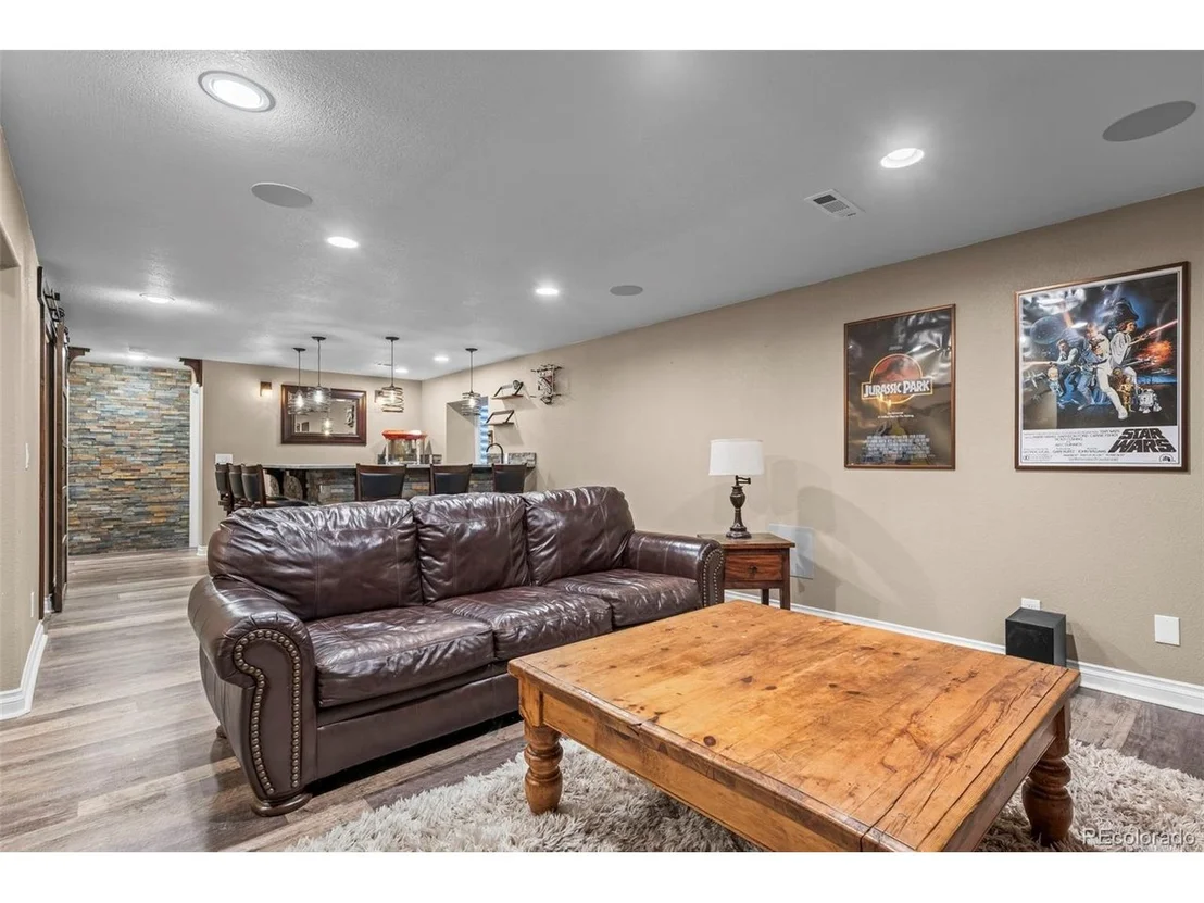 Photo of 5565 Southwind Cir