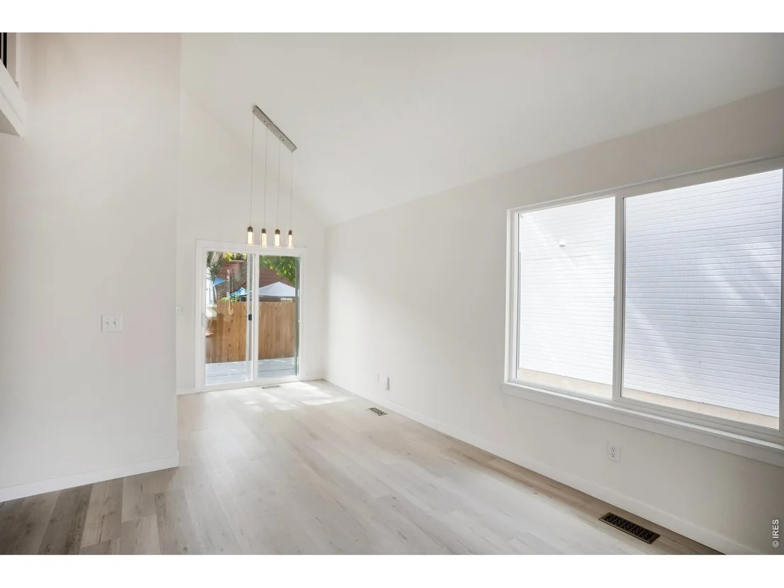 Photo of 1009 Townley Cir