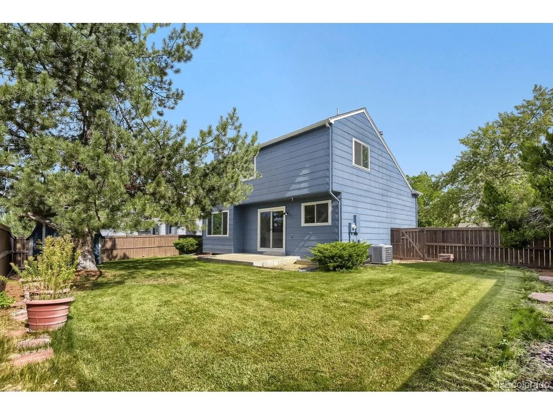 Photo of 6254 Laguna Cir