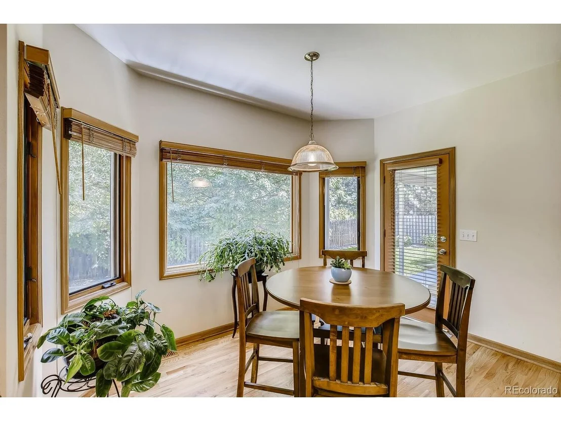Photo of 2000 Emerald Dr