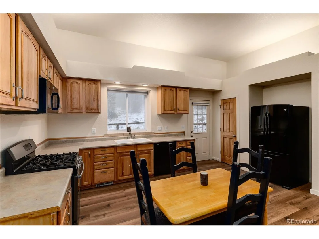 Photo of 250 Upper Forest Rd