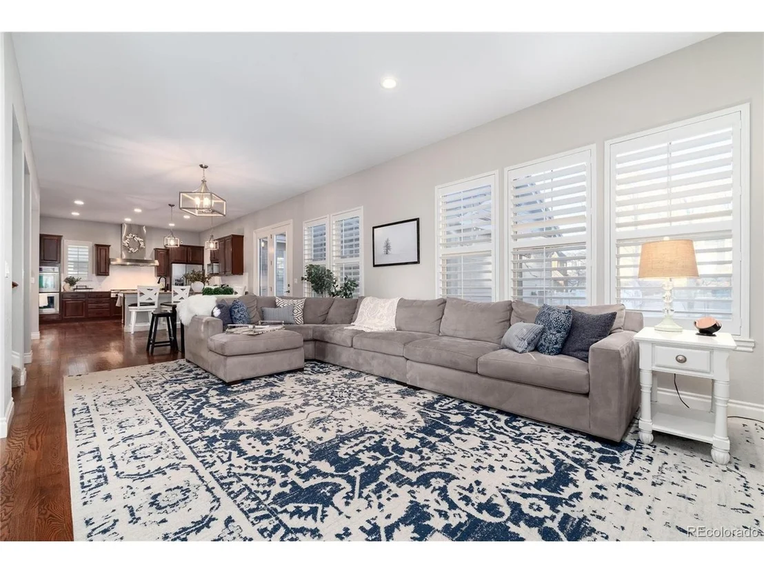 Photo of 10286 Greentrail Cir