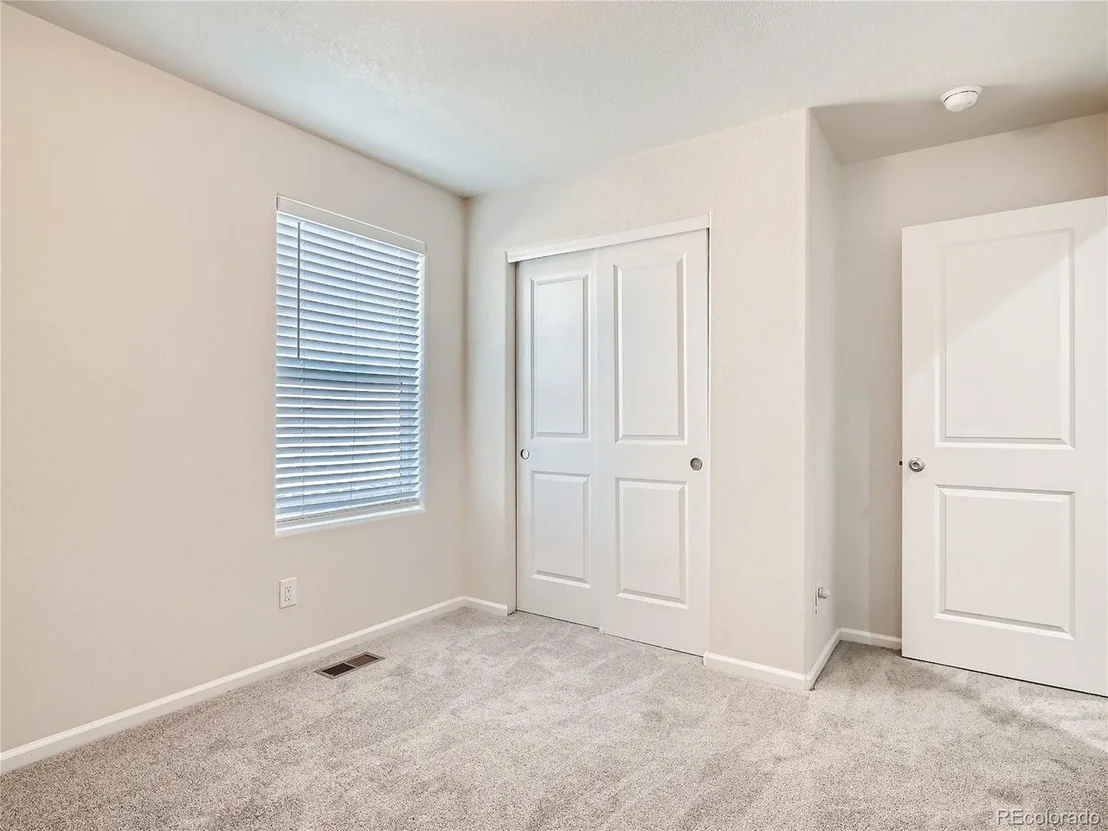 Photo of 47361 Lily Ave