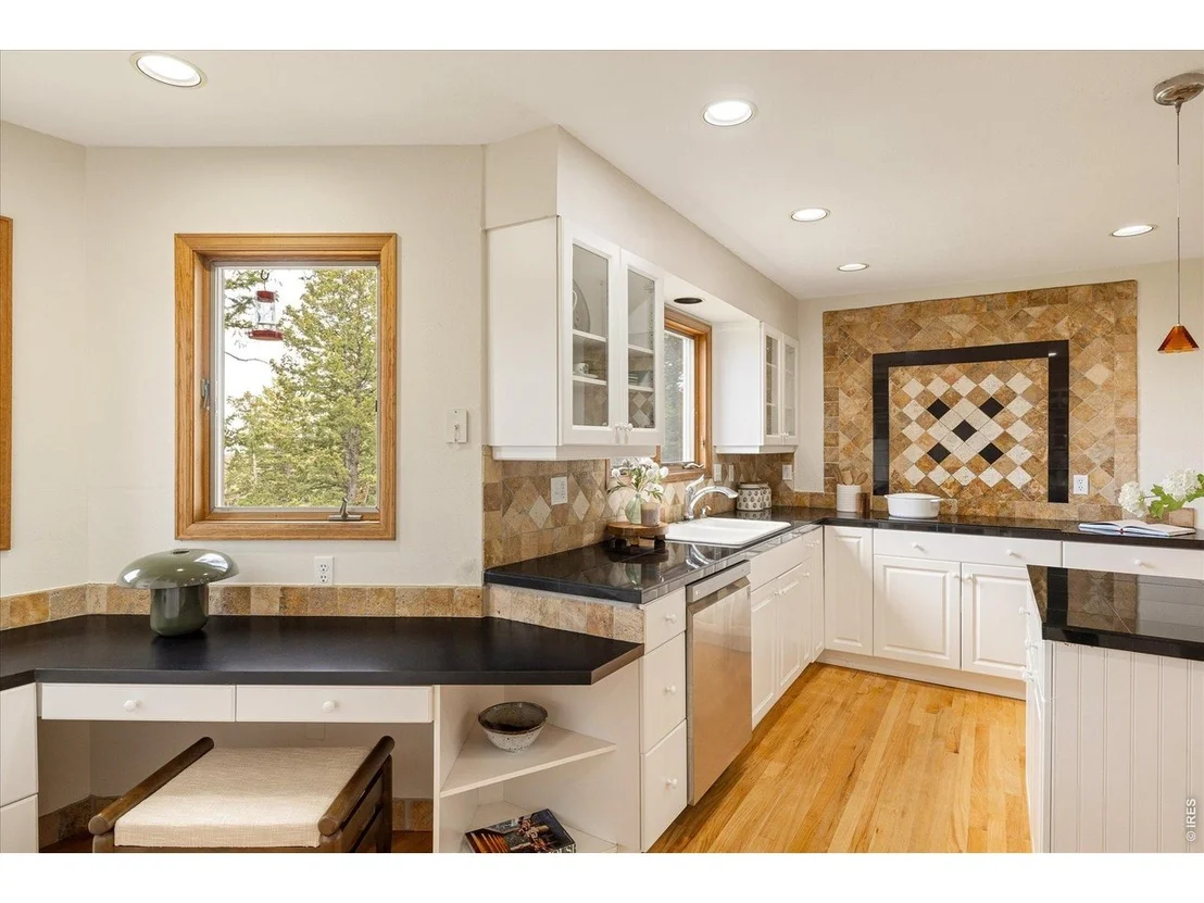 Photo of 124 Deer Trail Cir